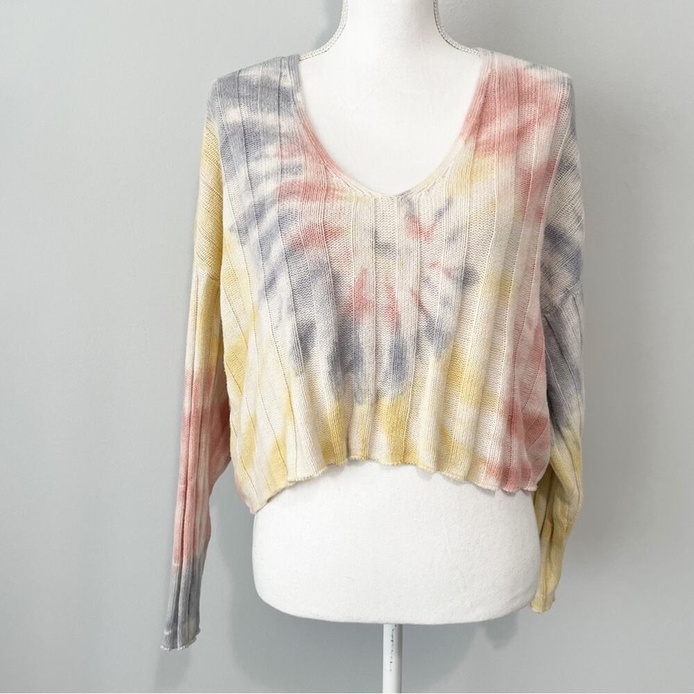 American Eagle tie dye cropped Cotton v neck sweater soft top size medium